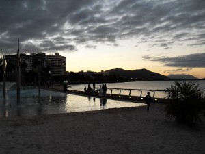 Cairns Promenade und Badebecken (Reisetagebuch Australien: Im Zoo und Cairnes)