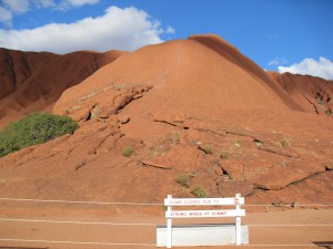 Aufstieg Uluru bzw. Ayers Rock in Australien (Reisetagebuch Australien: Sonnenuntergang am Uluru)