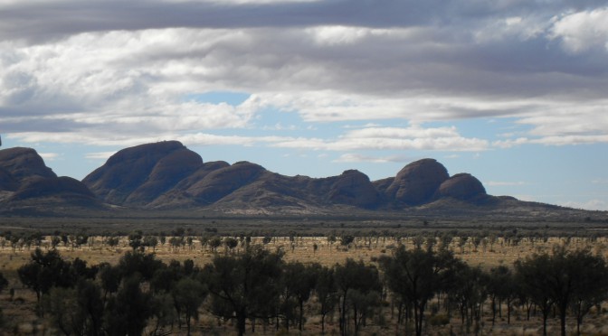 Landschaft in der Nähe vom Ayers Rock in Australien