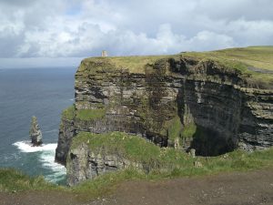 Cliffs of Moher Turm O Briens (Die Cliffs of Moher und The Burren)