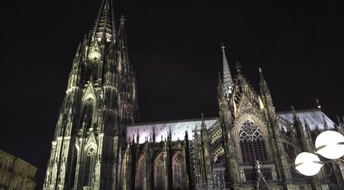 Kölner Dom bei Nacht - Junggesellenabschied der anderen Art in Köln