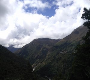 Landschaft beim Trek nach Tengboche Lodge in Nepal (Trek nach Tengboche Lodge)