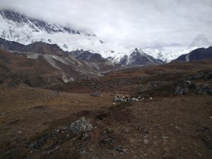 Landschaft beim Ama Dablam beim Trekking in Nepal (Trekking in Nepal: Auf dem Ama Dablam)