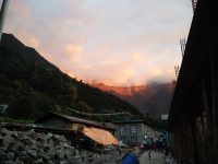 Sonnenuntergang in Lukla Nepal