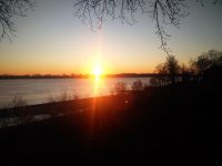Sonnenuntergang an der Elbe in Wedel - Zweck der Existenz kurz ZDE