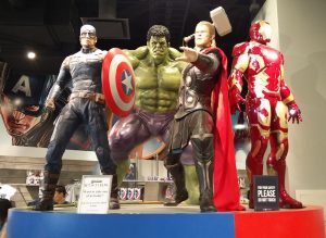 Die Avengers in der Marvel Avenger Station in Las Vegas (In der Marvel Avengers Station und im Cirque du Soleil)