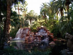 Brunnen-im-Mirage-Las-Vegas (In der Marvel Avengers Station und im Cirque du Soleil)