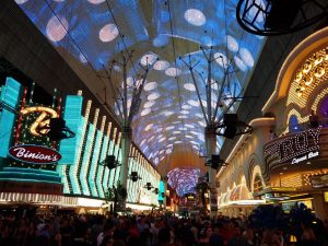 LED Show Downtown Fremont Street in Las Vegas (Las Vegas Downtown – Auf der Fremont Street)