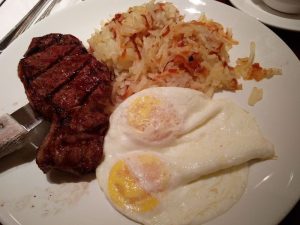 Steak Frühstück im Magnolia’s in Las Vegas (Im South Premium Outlet in Las Vegas)