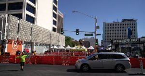 Umleitung durch ein Festival in Las Vegas (Die Suche nach Briefmarken in Las Vegas)